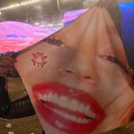 Rosalía Instagram - 🛞✌️MOTOCHELLA 2 DONEEEE🌴🧡🏜️☀️!!!!!!!! Thank you thank youuu :) Coachella, California
