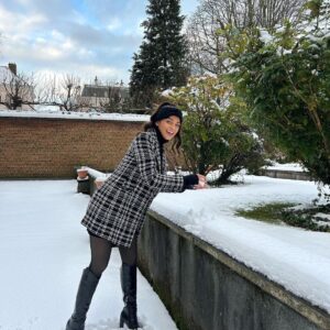 Rosanna Jegorel Instagram - Let it snow 🤍✨
(Swipe si tu veux voir une photo de moi et mon mec)