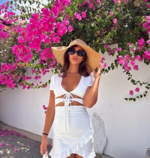 Rosanna Jegorel Instagram - Back and better 🌸