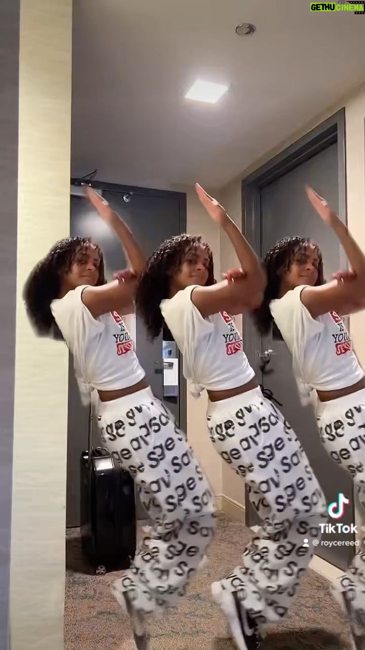 Royce Reed Instagram - Good morning Instagram! Don’t be rude say it back! I love this dance! Gonna try it a few more times though lol. DC: @dizenosaur #RoyceReed #NewDance #Good morning #WinterStorm #FYP #ForYou #DanceMom #BoyMom #2023 #viraldances #hiphop #hbcu #bethunecookman #cheercoach #bcubadcats