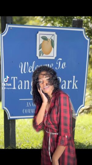 Royce Reed Instagram - In case you didn’t know… I’m from the hood though. I’ll never forget where I came from and who held/holds me down ALWAYS!!! #TangeloPark #OrangeCounty #Orlando #Florida #RoyceReed #greenscreen
