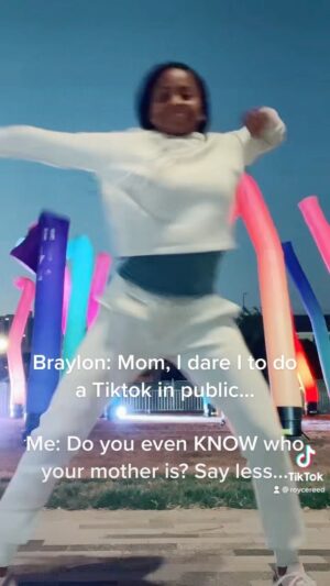 Royce Reed Instagram - I mean does he really even know me?! #roycereed #orlandoairplay #downtownorlando #publictiktok #tambourine #creativecityproject
