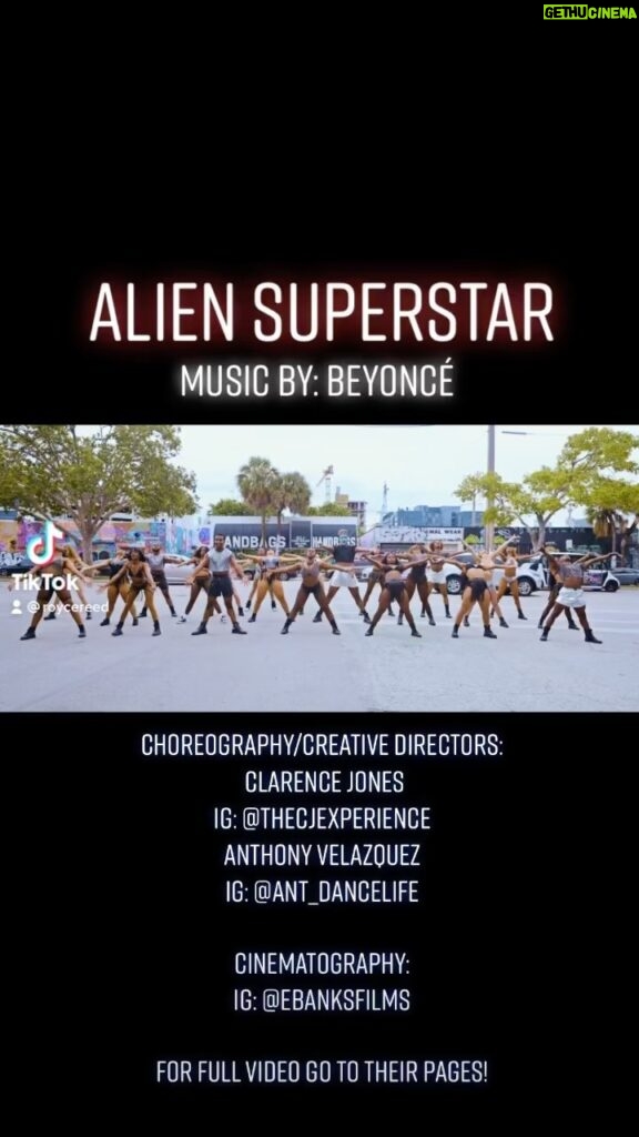 Royce Reed Instagram - Whew! They did it again! #explore #beyonce #aliensuperstar #dance #challenge #choreography #cinematography Choreography/Creative directors: Clarence Jones IG: @thecjexperience Anthony Velazquez IG: @ant_dancelife Cinematography: IG: @ebanksfilms For full video go to their pages!
