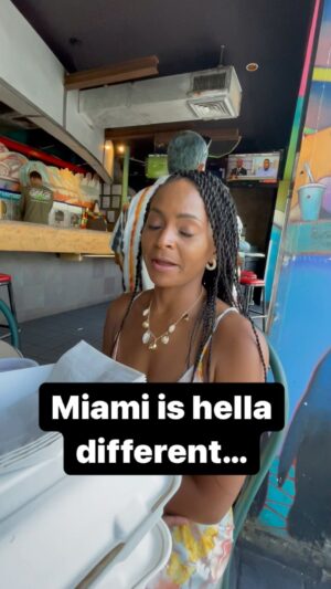 Royce Reed Instagram - Yall! He farted on me! Swear! Im still in shock! Why are people like this!!! Miami is different! Take me home!🤣 Just kidding… I’ll be back… but I’m sitting in a high top next time!🤦🏽‍♀️🤣 #whofarted #sodisrespectful #roycereed #southbeach #miami #vacation #foryou #fyp