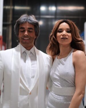 Ruben Madureira Instagram - 1-Selfie do Andrea Bocelli 
2- Foto do Dueto
3-Celine com frio
Ontem voltei @atuacaratvi para uma noite de emoções fortes com a Soraia !!! 🎩🌻
Que o teu percurso no programa continue iluminado e digno! ❤