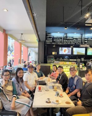 Ruben Onsu Instagram - Mau ada apasih ini ?  kok tiba2 metting sama @badaithepianoman dan team @nagaswaraofficial ????
apa 2 minggu lagi ????? 
.
#rubenonsu #bensu #realbensu #justruben #jalani_nikmati_syukuri #janganlupabahagia #senyuminaja #rezekigakketuker