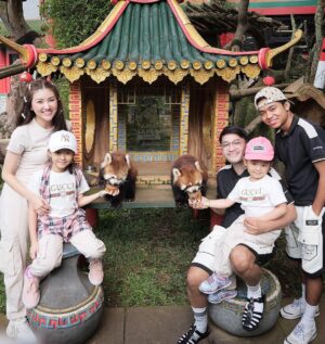 Ruben Onsu Instagram - Happy Sunday 🎉
.
#rubenonsu #bensu #realbensu #justruben #jalani_nikmati_syukuri #janganlupabahagia #senyuminaja #rezekigakketuker