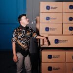 Ruben Onsu Instagram – Semua mimpi hrs di wujudkan, tidak hanya keberania tp juga kemauan mewujudkan mimpi itu, ini saatnya kalian bisa memiliki brand sendiri dan membesarkan nya, sehingga akan banyak yg tertolong untuk bisa bekerja 🤍
.
Yuk buat Brand kecantikan sendiri di Pabrikku (skincare,haircare, bodycare, fiber, Parfum dll)
ketemu aku di tgl 4 nov 2023 di SOLO
081390257078 ( untuk daerah Jawa Tengah )
081399674106 ( untuk daerah JABODETABEK )
.
#rubenonsu #bensu #realbensu #justruben #janganlupabahagia #senyuminaja #rezekigakketuker