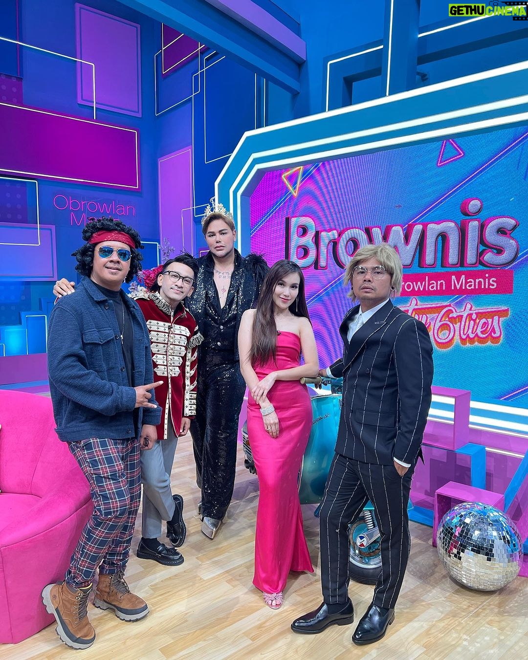 Ruben Onsu Instagram - 6 tahun bersama @brownis_ttv 🎉🥳🎊🎁🎈🎉