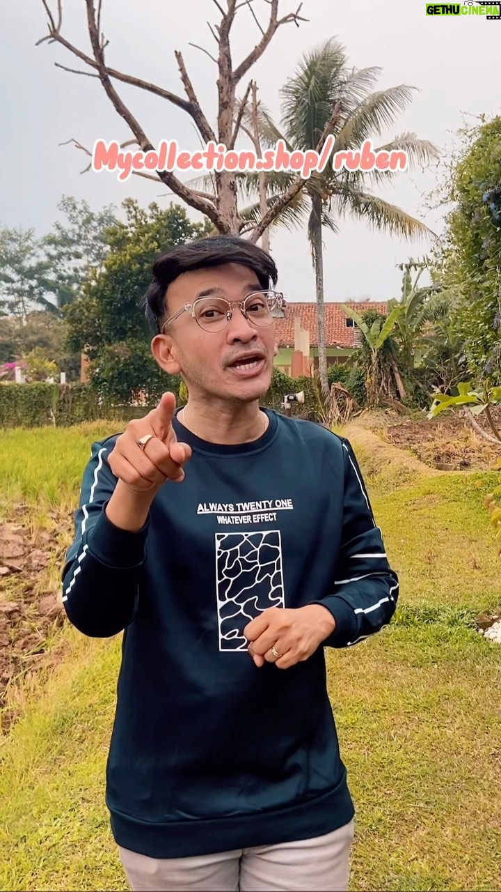 Ruben Onsu Instagram - Semua barang yang aku SUKA, aku PAKAI dan aku REKOMENDASIKAN semua kumpul jadi satu buat kamu, klik link di Bio Profile aku mycollection.shop/ruben . APPROVED BY RUBEN ONSU