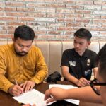 Ruben Onsu Instagram - Memulai langkah baru bersama @bensinovasi.indonesia 🤍 dan kemarin lalu telah resmi berdiri nya PT. BENS INOVASI INDONESIA. semoga dengan langkah baru ini bisa menjadi buah yang sukses nanti nya bersama para UMKM. Ini saatnya kamu membangun BRAND dengan modal yg kecil bersama @bensinovasi.indonesia 🤍🤍🤍🤍🤍