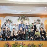 Ruben Onsu Instagram - Selamat ya untuk @tikaptrsh dan @raflyrk 🤍 . #rubenonsu #bensu @realbensu #justruben #jalani_nikmati_syukuri #janganlupabahagia #senyuminaja #rezekigakketuker