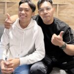 Ruben Onsu Instagram - Ayoo nyooo semangat 2024 ini, ayah hantarkan onyoo terusss...terusssss nyooooooo 🤍 . #rubenonsu #bensu #realbensu #justruben #jalani_nikmati_syukuri #janganlupabahagia #senyuminaja #rezekigakketuker