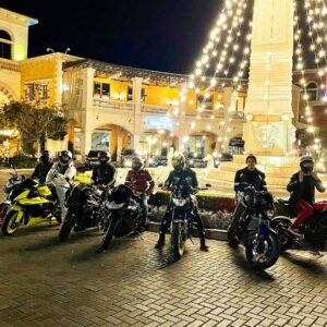 Ruben Sole Instagram - Sexy Riders Group Ride 🤣🤣... ♥️🏍️🏍️🏍️🏍️🏍️🏍️🏍️💨 #yamaha #fz #fz07 #fz09 #fz10 #r6 #yamahar6 #gsxr #suzuki #bikelife #motorcycle #moto #motomadness #gsxrnation #lasvegas #vegas