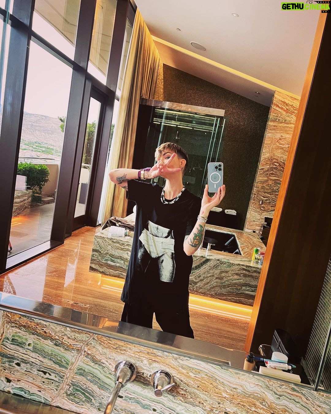 Ruby Rose Instagram - Come on baby, let’s get out of this town. ❤️🔥🏴☠️🫠 Heaven