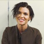 Ruby Rose Instagram - This is how long my hair will be when we are out of lockdown.