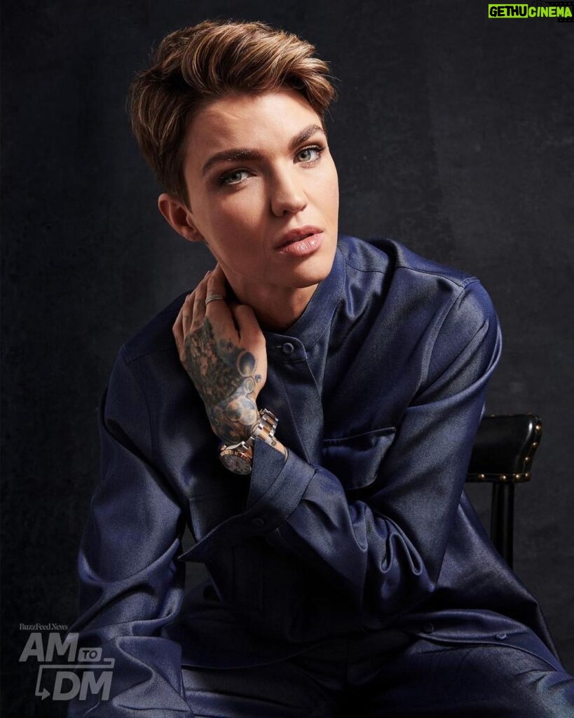 Ruby Rose Instagram - Batwoman press day.. I’m sick as a dog but the energy for this show in NY is unbelievable.