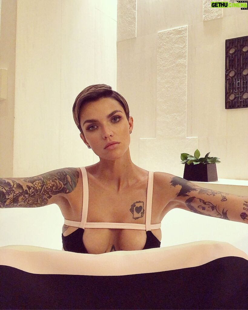 Ruby Rose Instagram - @maisonvalentino bath series .. because this bath was like a pool.