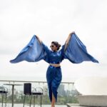 Ruchira Jadhav Instagram - Happy 2024✨🪽 #ruchirasays Believe in the power of your wings & fly 🦅 📸 : @rituparnas_photo_poetry Wearing : @labelsimrankatyal