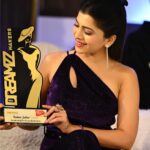 Ruchira Jadhav Instagram – Got the news about bagging the title of ‘Fashion Icon & Entertaining Face of the Year’ from the Marathi industry at the INDIA FASHION CITY TOUR by @dreamzz_makers & @ifwgoa.official 

On the award night, I found myself at the hospital in the morning, witnessing my closest person in a state I’d never seen before. 
Despite feeling shattered, I tried to stay strong, holding myself together. I didn’t want to leave the place, & it seemed like I won’t be able to attend the award show.

I didn’t mind as my priorities were clear, but the only concern was fulfilling my commitment. 
Despite this, I managed to attend, ensuring the well-being and recovery status of my loved one.

I got ready in just 30 minutes—hair, makeup, outfit, all done on my own—and somehow made it to the show. #ruchirasays following an Artist ethic, SHOW MUST GO ON!

At major events where the norm is to be glamorously dressed with ‘professional help’ in the industry’s eye, I’ve never been bothered. I firmly believe in embracing my NATURAL SELF, exuding immense confidence. I seldom adhere to protocols unless they significantly alter the essence.

This was the first time I experienced my mind being in one place while my body was somewhere else. It brought forth a distinct feeling and unveiled a different side of me—fragile yet fiercely determined. 🦄

PS. Everything is fine now. Grateful for the kindness of God ❤️