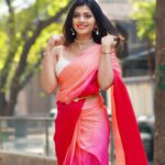 Ruchira Jadhav Instagram – Flaunting everything that I have..
Saree & Smiles….💖🧡

📸 : @javaharphotography