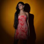 Ruhanika Dhawan Instagram - Falling fashionably late with my birthday pics! Shot: @smileplease_25 Dress: my own Hair& Makeup: @sumitsenapati5558 Jewellery: @mansha_dhawan mommy’s precious diamonds which she was scared to lend me 😂