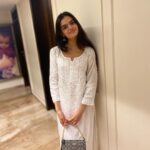 Ruhanika Dhawan Instagram – Smile more frown less! #dontworrybehappy #fyp 
Wearing: @amaya_chikan