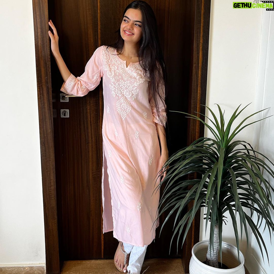 Ruhanika Dhawan Instagram - Desi ❤️ से