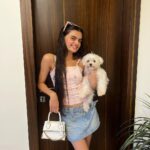 Ruhanika Dhawan Instagram - From playing with barbie’s to walking the ramp as a showstopper back in 2014 for barbie to dressing up as one and heading for the premiere! ( 8 year old me would be screaming right now) Ps: Shahnaaz ma’am gifted me this corset years back when we were filming Yhm and it fits me now! @shahnaazrizwan #barbie #barbiethemovie #ruhaanikadhawan