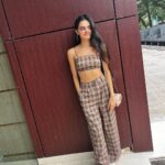 Ruhanika Dhawan Instagram - There’s nothing to frown about when you’re in brown!🤎 #ruhaanikadhawan #businesscasualoutfit