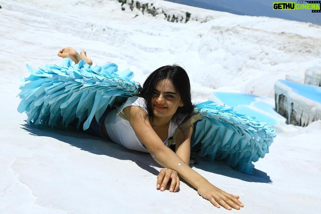 Ruhanika Dhawan Instagram - You should see it from up here, the pictures don’t do it justice. #Anotheroneoffmy bucketlist. #cottoncastle #pamukkale #turkey🇹🇷