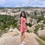 Ruhanika Dhawan Instagram - Cappadocia dump part two! ps: the last two slides are the best ( keeping it real) #turkey #kappadocia #vacation #ruhaanikadhawan Cappadocia / Türkiye