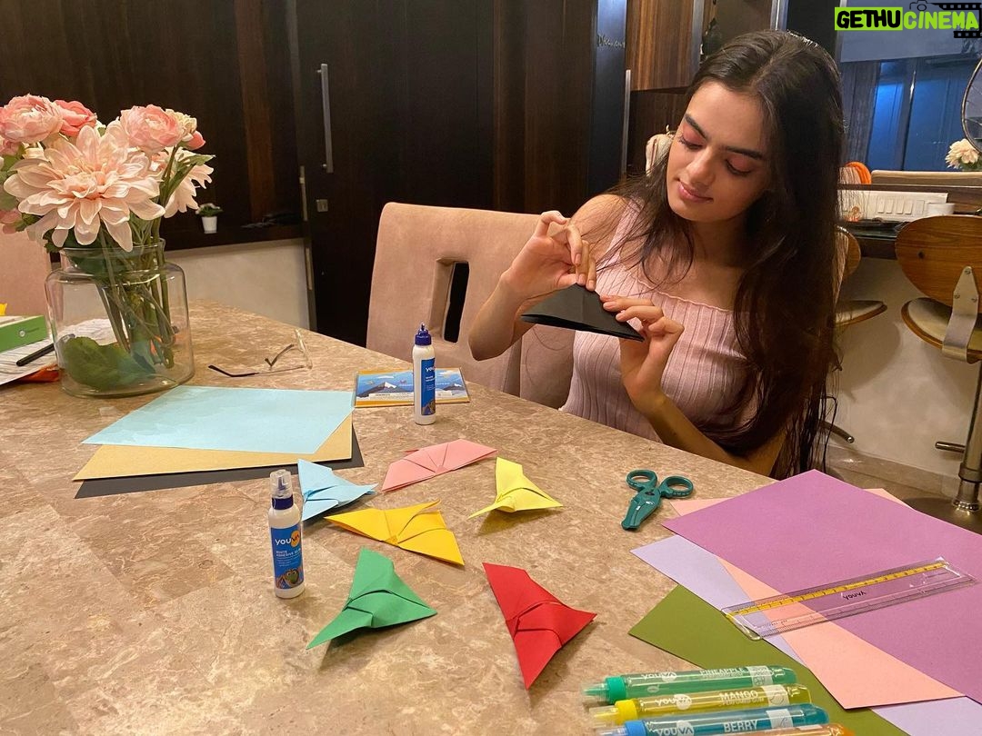 Ruhanika Dhawan Instagram - As you all know, I am quite creatively inclined, whether it be acting, sketching, or painting. However, I have never tried origami before. On the occasion of National Creativity Day, I decided to try my hand at origami. @youvaworld_'s colourful craft papers inspired me to create my very own origami collection. I know I got a bit carried away, but this is what happens with good-quality products. Click on the link in my bio to get your hands on these amazing products now. Just FYI, their white adhesive is so good. #NationalCreativityDay #creativity #creator #origami #craft #craftpapers #handmade #whiteadhesive #goodquality #youvaworld #think #create #adcollab #ruhaanikaforyouva #ruhaanikadhawan