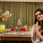 Ruhanika Dhawan Instagram - गणपती बाप्पा मोरया, पुढच्या वर्षी लवकर या #ganpatibappamorya
