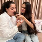 Ruhanika Dhawan Instagram - Our moms always step in to help us out through their unconditional efforts, making our lives easier and also inspiring us. So this Mother's Day, I decided to surprise my mom with a thoughtful gift that I created using my Youva stationery supplies, which encouraged me to think and create. I also gifted her this beautiful, vibrant journal. The link in my bio has all the products for you to check out. I wish all the moms out there a very happy Mother's Day. #mother #momandaughter #mothersday #mothersdaygift #motherslove #youvastationery #youvagift #journal #greetingcard #think #create #youvaworld #collab #ruhaanikaforyouva #ruhaanikadhawan #maabeti