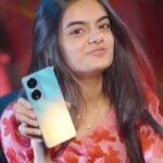 Ruhanika Dhawan Instagram - Our generation wants the best of speed, performance, and efficiency in whatever we do, and everything we own, just like the all-new vivo T2 5G series. Just like Jackie Shroff, were you also curious to know about what makes the all-new vivo T2 5G series the first, and ideal choice of youngsters who love to multi-task every day? Here’s all that makes it stand out: AMOLED Display 64MP OIS Anti-shake camera Snapdragon 695 5G Processor Check out @vivo_india ‘s page to know more! Get. Set. Turbo. #GetSetTurbo #TurboLife #vivoT2Series #5G