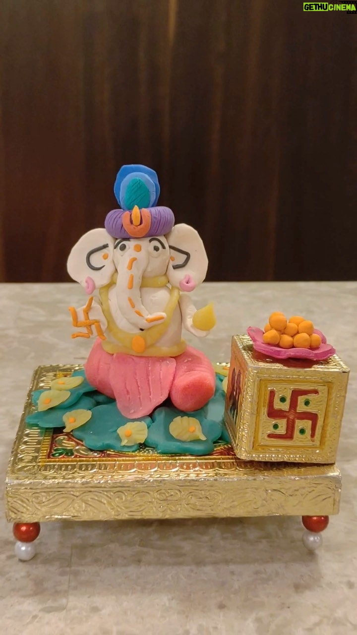 Ruhanika Dhawan Instagram - Embracing the blessings of Ganpati Bappa this Ganesh Chaturthi. Let’s celebrate the essence of this beautiful festival, cherishing the joy of creativity and tradition! With @youvaworld_ Clay Art, I created my very own Ganu. I am so excited about how beautifully my creation has come out with Youva Clay Art. Let’s make this Ganesh Chaturthi extra special by creating Ganesha with Youva Clay Art. #AD #Collab #MyBappaFestival #Youvaworld #YouvaProduct #GaneshChaturthi #Ganesha #Ganpatibappamorya #art #craft #clay #clayart #youva #think #create #celebrate #Stationery #Kids #ClayModeling #Canvas #PosterColours #Brushes #ArtAndCraft #ruhaanikaforyouva