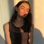 Ruhanika Dhawan Instagram - Touched by gold! #goldenhour