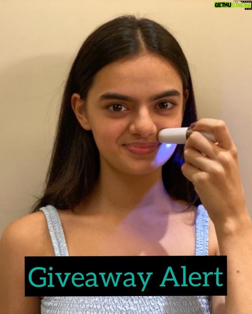 Ruhanika Dhawan Instagram - I've teamed up with @braunbeauty_in to spread the word about PCOS! I always use a Braun Face trimmer to remove facial hair. It provides smooth skin and is quite simple to apply. Please seek gynecological care if you believe that you are showing symptoms of PCOS.  A very special announcement for my ladies out there! Braun is holding a Giveaway right now and lucky winners will get a chance to win a Braun mini face hair remover. All you need to do is: - Go to their handle @braunbeauty_in and follow them - Use the filter and post a selfie OR repost my post in your story - Tag 3 of your friends and ask them to do the same and tag Braunbeauty_in. We will be taking entities basis the tags Contest ends on 17th Dec and winners will be announced on 25th Dec. I'm tagging @mansha_dhawan @dr.radhikasheth @rachitabafna to join hands in supporting the cause #PCOShhNoMore #PCOS #pcosawareness #pcoswarrior #pcosindia #Braun #BraunIndia #contest #giveaway