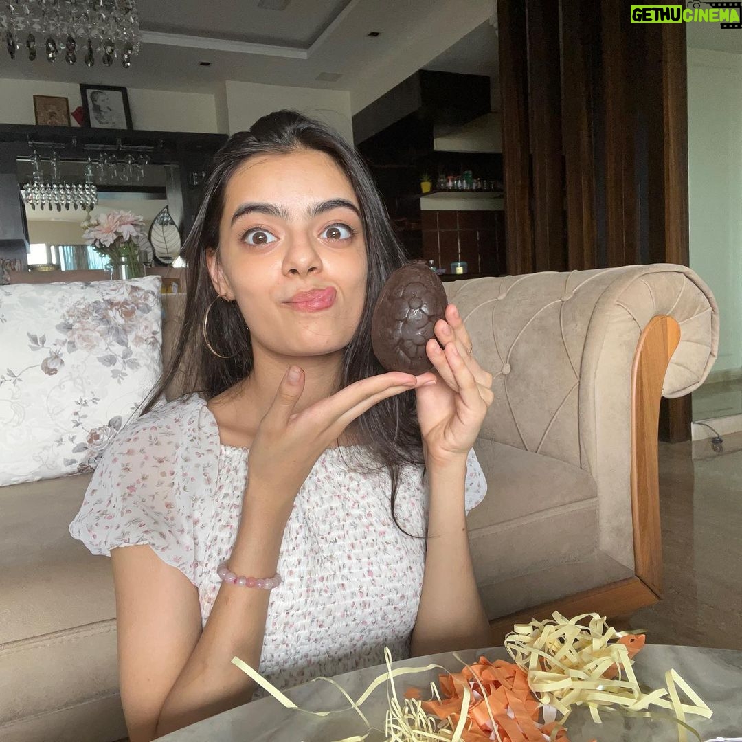 Ruhanika Dhawan Instagram - Scribble dribble doodle, Don't worry, be hoppy. Have an egg-cellent Easter. Happy Easter 🐣 everyone #HappyEaster #EasterSunday #Easter2k23 #EasterEgg #Easterbunny #Easterdecor #Easterfun #happiness #sunshine #chocolates #youvaworld_ #stationerylover #think #create #babyboo #ruhaanikadhawan
