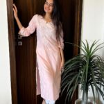 Ruhanika Dhawan Instagram - Feminine, traditional, and charming! 🧿