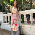Ruhanika Dhawan Instagram - Let's call this the Goa Glow!” #ruhaanikadhawan