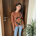 Ruhanika Dhawan Instagram - Brown or Red ? Which one would you pick? #allforthegram #comment #GoBonkersOnDisney