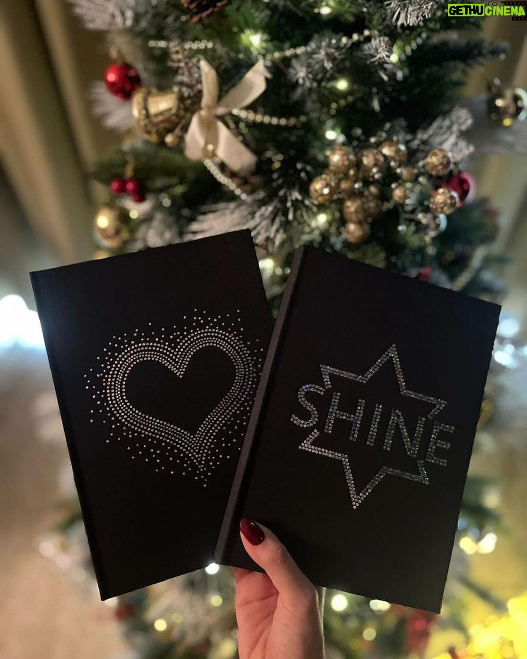 Ruhanika Dhawan Instagram - Dad...or rather I should say my real-life Santa’s festive surprise just made this Christmas extra special! 🎄✨ Unwrapping the magic of ‘Youva Dazzle’ journals, turning every thought into a sparkling memory.📓💖 Grateful for these heartwarming moments and the creativity that my dad inspires. Wishing you all a season filled with love, joy, and a touch of sparkle! ✨🎁 #Dazzle #Journals #YouvaWorld #festive #Youva #YouvaSatinFabric #caseboundnotebook #satincovers #journal #sequence #Learn #Think #create #trend #trending #buynow #ChristmasMagic #youvaproducts #festivegifts #ruhaanikaforyouva #ruhaanikadhawan #fyp