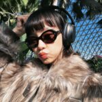 Ruka Instagram - 【Sponsored】 あっという間12月に入って、年末気分だね！　ちゃんと寒くなって、ふわふわの上着といつも良い音楽を贈ってくれるクールブラックなヘッドホン良い感じに、おしゃれな組み合わせで良い冬を迎えそう〜⛄️ #PR #ソニーのヘッドホン #styles #WHCH720N Sponsored by Sony Marketing Inc.