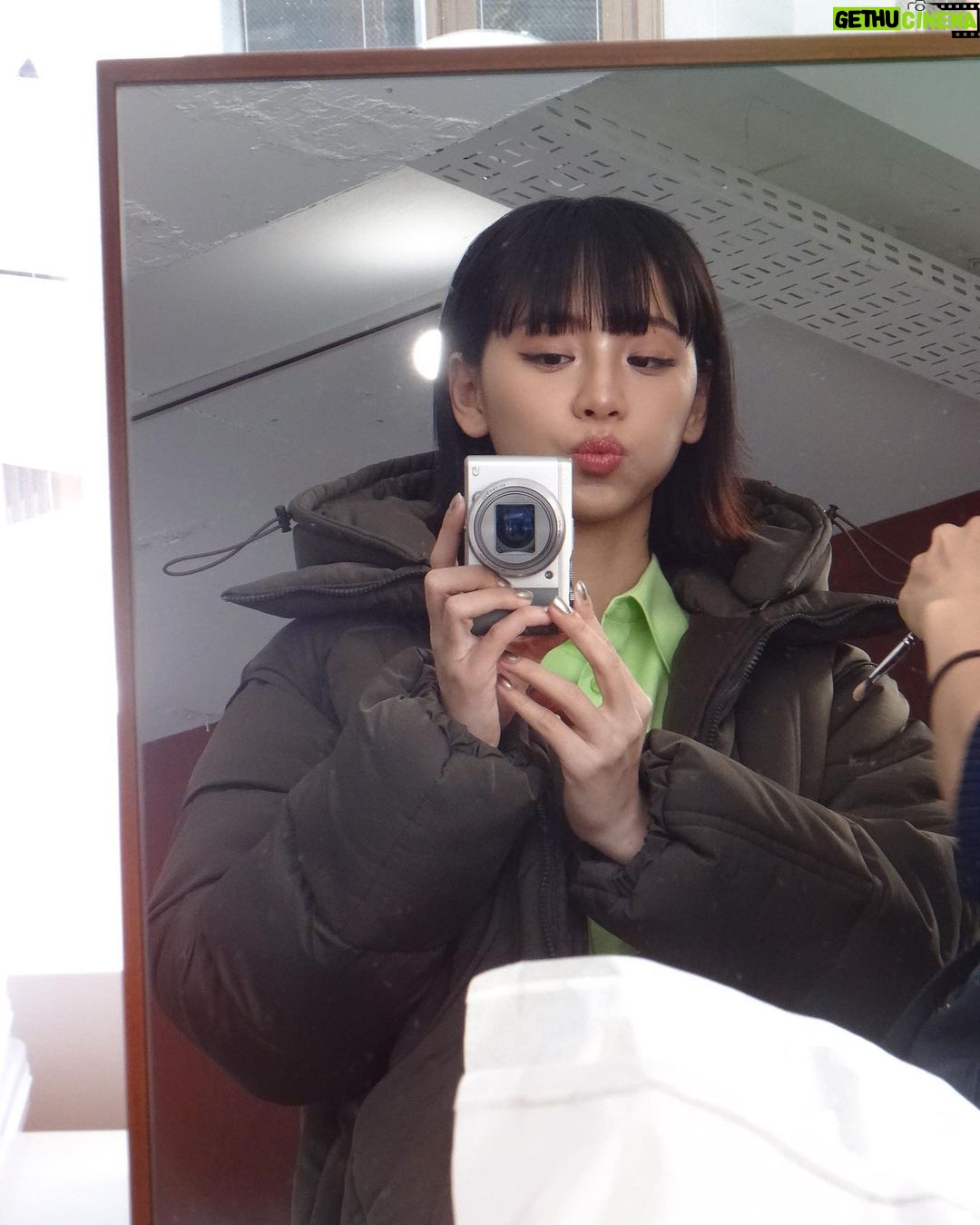 Ruka Instagram - Some selfies before the shooting 🤳🌈✨