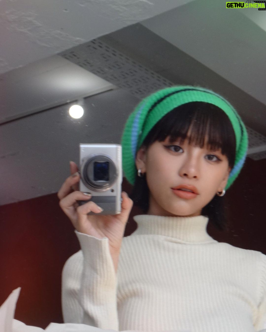 Ruka Instagram - Some selfies before the shooting 🤳🌈✨