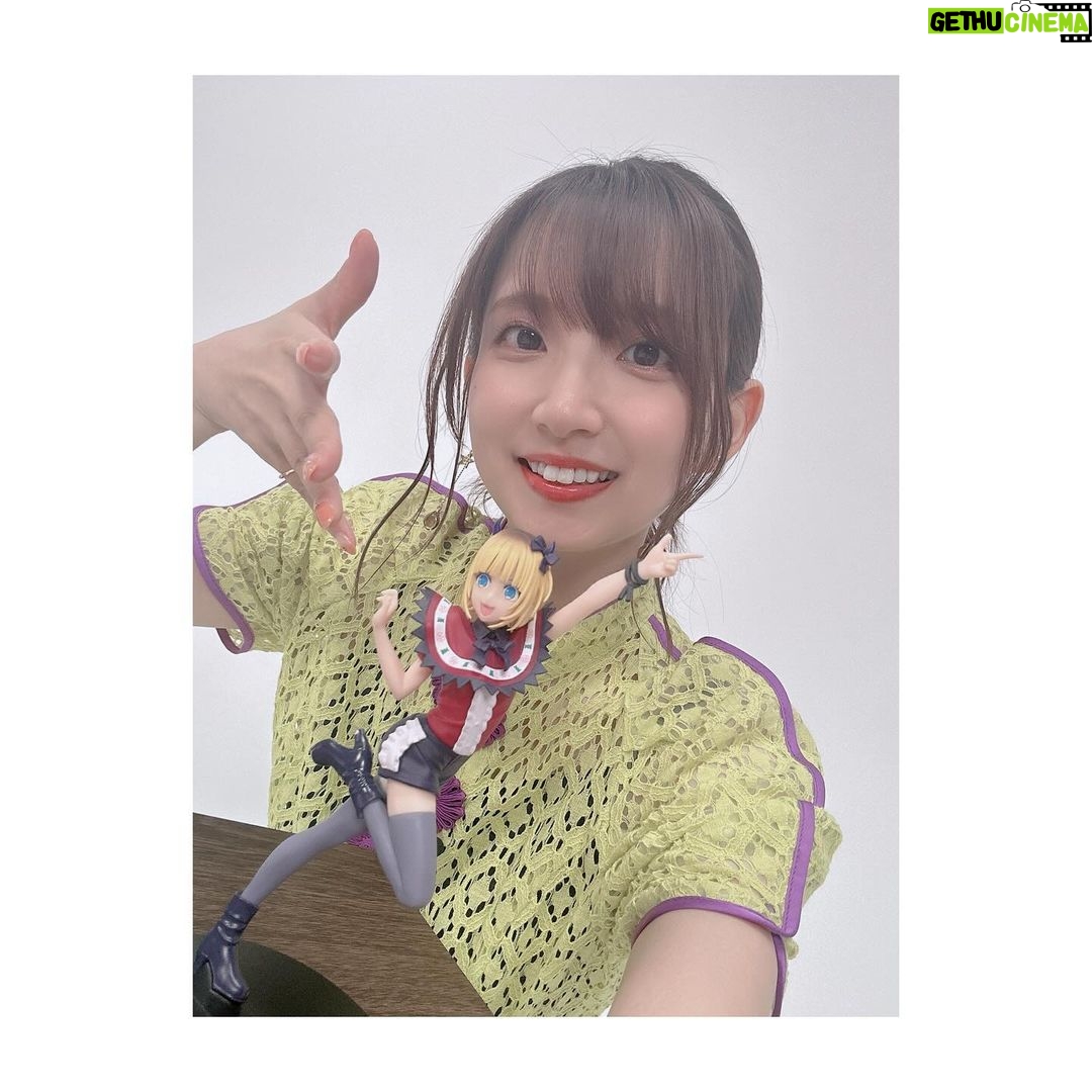 Rumi Okubo Instagram - 【 推しの子 】公式YouTubeチャンネルに 新生B小町3人のフィギュアを紹介した BANPRESTOクレーンゲームレポート動画が 公開されています! 私たち新生B小町のキャストが、 フィギュア見てキャッキャッしたり、 クレーンゲームに挑戦します(ง ˙ω˙)ว 早くMEMちょのフィギュアが欲しいお…! 是非見てくださいねー😈🌟 #推しの子 