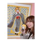 Rumi Okubo Instagram –
写真その①
先日、李依ちゃんごまちゃんと3人で
京都にある東映太秦映画村に
推しの子コラボを見に行ってきました〜✨
お着物のキャラたちが…めちゃ可愛い!!!
新生B小町3人のお着物の展示もありました!
なんと後ろから見ると帯の結び方が
1人1人違うんです…👘❤️🤍 💛
す、すごすぎる…🥹✨
実は3人共、自キャラのぬいを持参して
写真を撮りまくりました📸笑
描き下ろしは可愛いし、
コラボフードは美味しいし、
グッズも最高でつい爆買い(笑)したし、
映画村内のアトラクションの迷路やお化け屋敷、
風景も全てがとても楽しくて素敵で…♡
とても充実した1日でした!!
この3人は事務所が一緒なのですが、
3人で出かけるのは実は初めて!
道中もキャッキャしながら楽しく過ごしました🥰
また、映画村のスタッフの皆さんも、
とても良くしてくださって…!!
プライベートとはいえ一応ご報告だけは、と思い
「3人で後日行きますね〜」と、
お声がけだけさせて頂いたのですが、
当日は本当に色々と気遣ってくださって、
改めてありがとうございました🙏🏻
楽しい映画村で素敵な推しの子コラボ、
まだ行かれていない方は12月10日まで
開催されていますので、
是非足を運んでみてくださいね👘✨
#推しの子
#大久保瑠美
#高橋李依 ちゃん
#伊駒ゆりえ ちゃん
#東映太秦映画村
#映画村の一番星