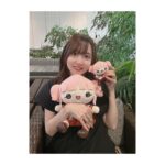 Rumi Okubo Instagram - ⁡ ⁡ みかしーとハンズで開催中の、 ゆるゆり×ねこのぶーちゃんPOPUPショップに 行ってきましたー✨ ⁡ ゲットしていたぬいちゃんたちを連れて ぬい撮りもしてきましたよ📸 みかしーは初めてのぬい撮りだったので、 お外での撮影を少し恥ずかしそうにしていました。笑 教えてやんよ…ぬい撮りの真髄をな！！！ と言う気持ちで私はいました。笑笑 ⁡ ちなつぬいは初めてのお外だったのですが、 あかりちゃんと一緒で楽しそうでした♡ 女と女のゆりゲームをぶーちゃんに見せてしまったり…❤️🧡 ミンミンゼミが欲しいところですね。 ちなみに歌いながら撮影してました♪ 個人的にはぶーちゃんの表情がベストマッチで草。 ⁡ ⁡ ⁡ ⁡ 何年経っても可愛くて素敵なグッズを たくさん出してくれるゆるゆり、 本当に推し甲斐がある！！ ありがとうございます✨✨ これも皆さんがずっと愛して、応援してくださっているからですね！ ファンの皆さんにも、とても感謝しています☺️ ⁡ ぬいちゃんたちを大切にしつつ、 またこう言った機会があることを祈っています🙏🏻 ⁡ ⁡ ⁡